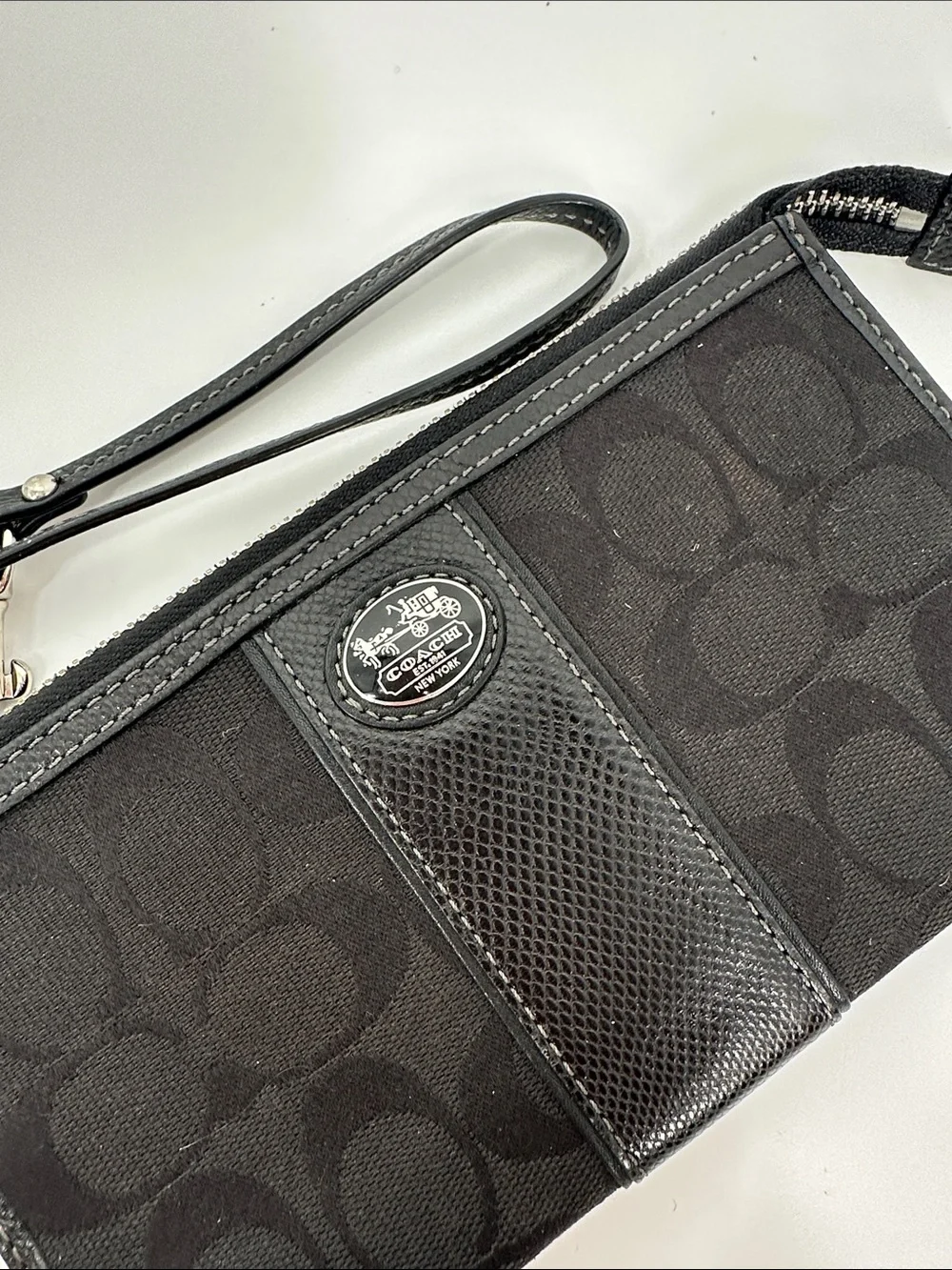 Black Coach Signature Wristlet LN*